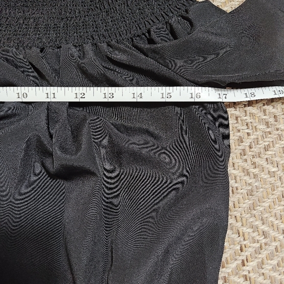 Michael By Michael Kors Black Off-Shoulder Blouse In Black Size Small - Picture 9 of 11